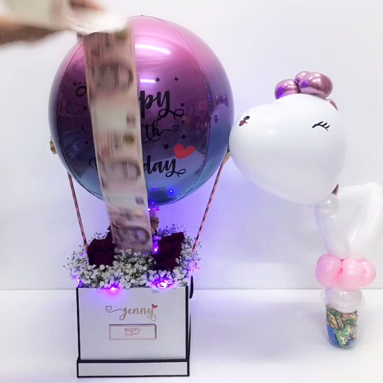 Money Balloon & Floral Gift Sets in Singapore — Modern Aesthetic Gifts