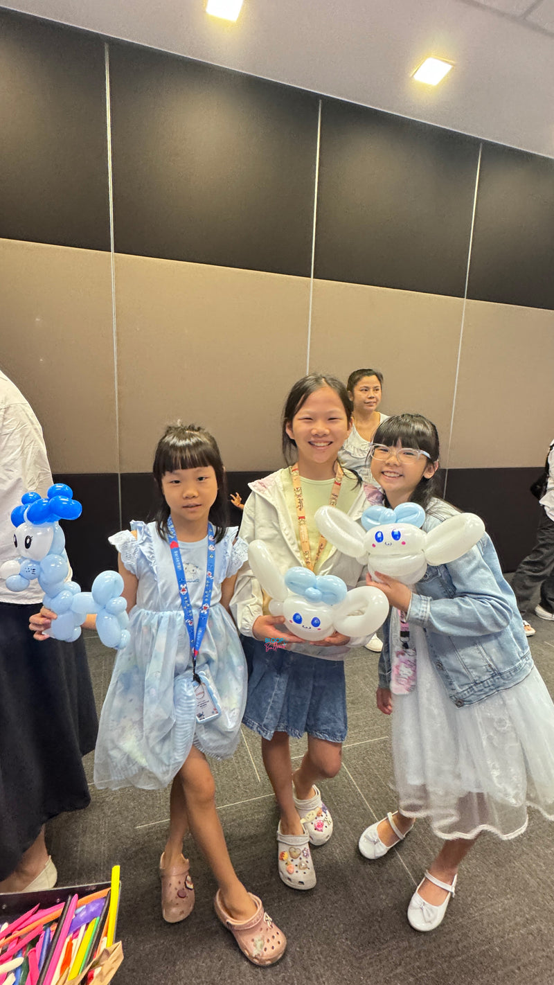 Cinnamoroll balloon sculpting for AIA bring your kids to work event in Singapore by Bloop Balloons