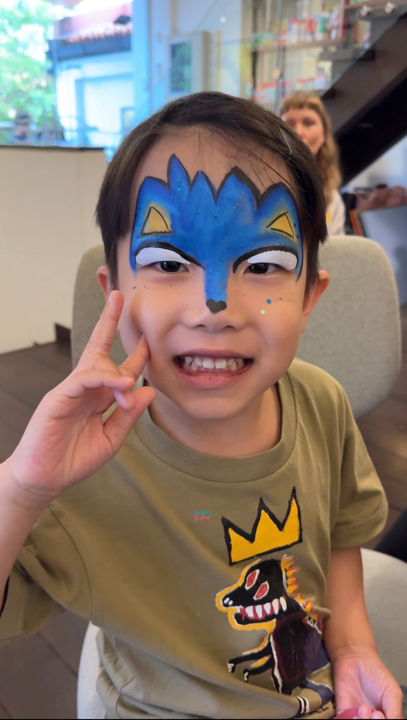 Sonic face painting design for kids party in Singapore by Bloop Balloons