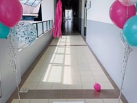 Surprise Box with 24'' Personalised Balloon , 6 Photos and Wording On Box   +    2 Bouquets of 6 Balloons