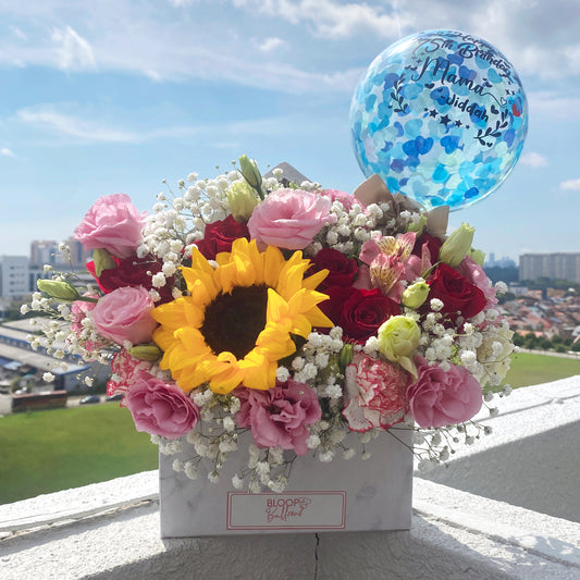 Envelope Flower Box with 5'' Personalised Confetti Balloon